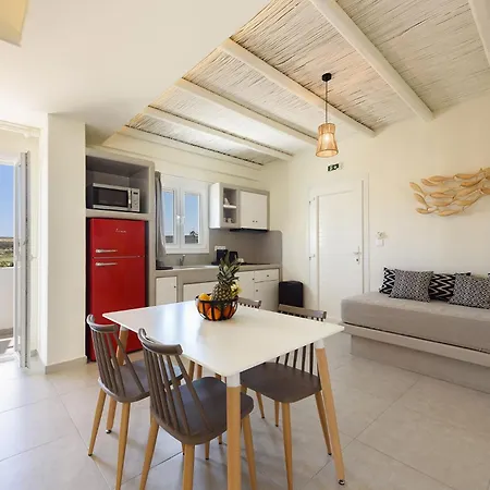 Vammos Luxury Residences * Naousa (Paros)