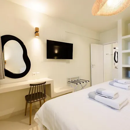 Vammos Luxury Residences * Naousa (Paros)