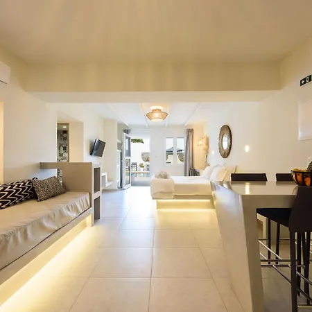 Vammos Luxury Residences * Naousa (Paros)