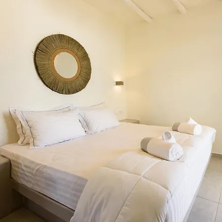 Vammos Luxury Residences * Naousa (Paros)