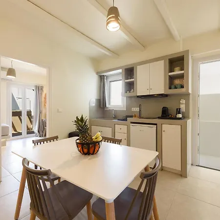 Vammos Luxury Residences Apartman *