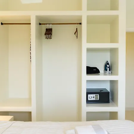 Vammos Luxury Residences *