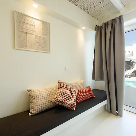 Vammos Luxury Residences *