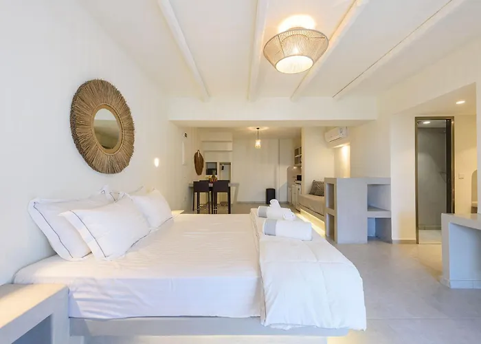 Vammos Luxury Residences *