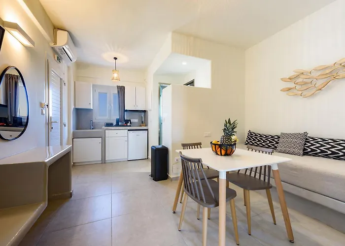 Vammos Luxury Residences *