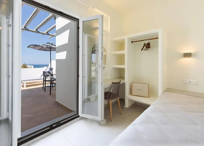 Vammos Luxury Residences *